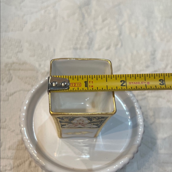 1961-74 Chrysanthemum Abbeydale Duffield Derbyshire Bone China Mini Vase England - Picture 15 of 16